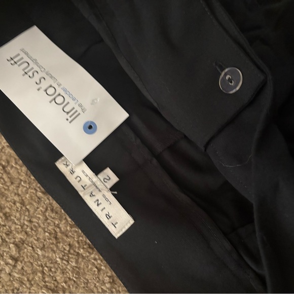 Trina Turk Black Pleated Wide-Leg Trousers - Picture 4 of 4